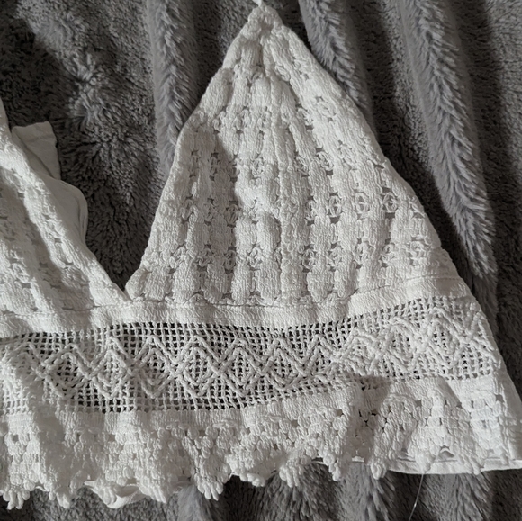 NWT Crochet Halter Crop Top Small White Cotton Cover-Up - Picture 3 of 9